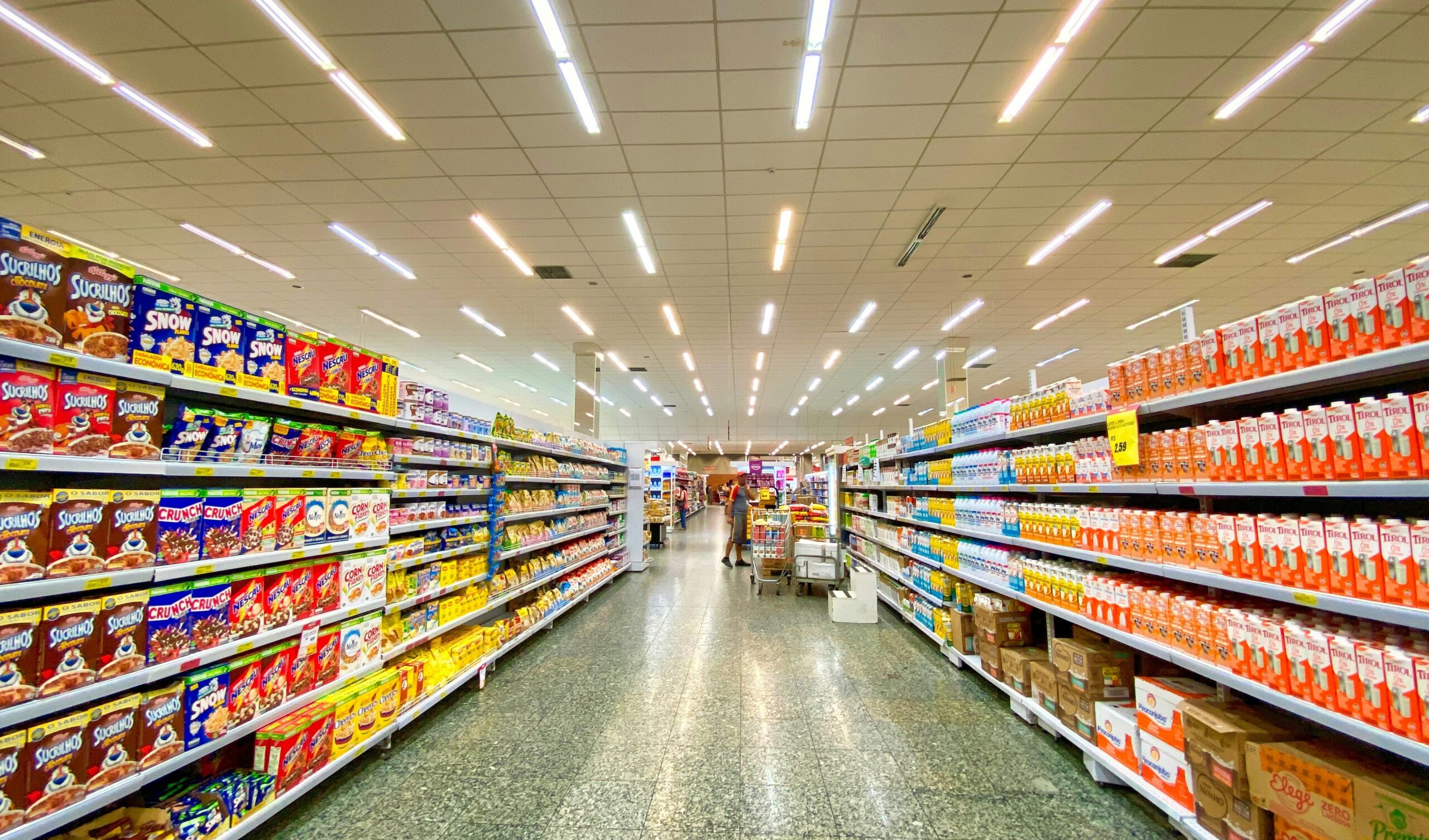 How Gondola Shelving Supports Seasonal and Promotional Merchandising